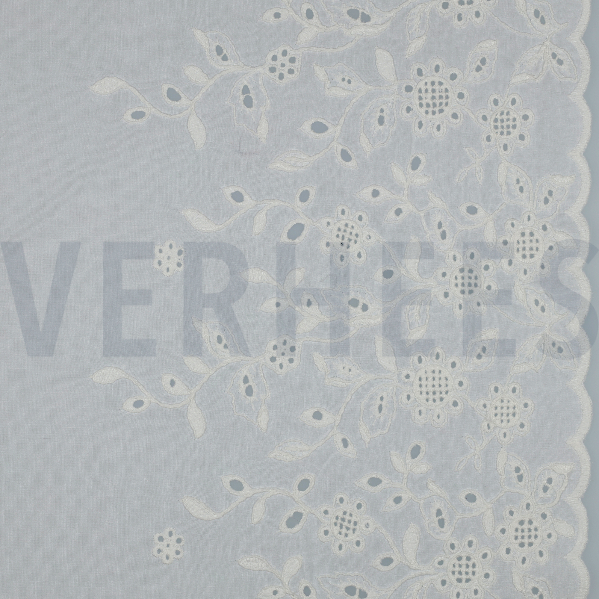 COTTON VOILE ONE-SIDE BORDER ONE-SIDE SCALLOP WHITE (high resolution)