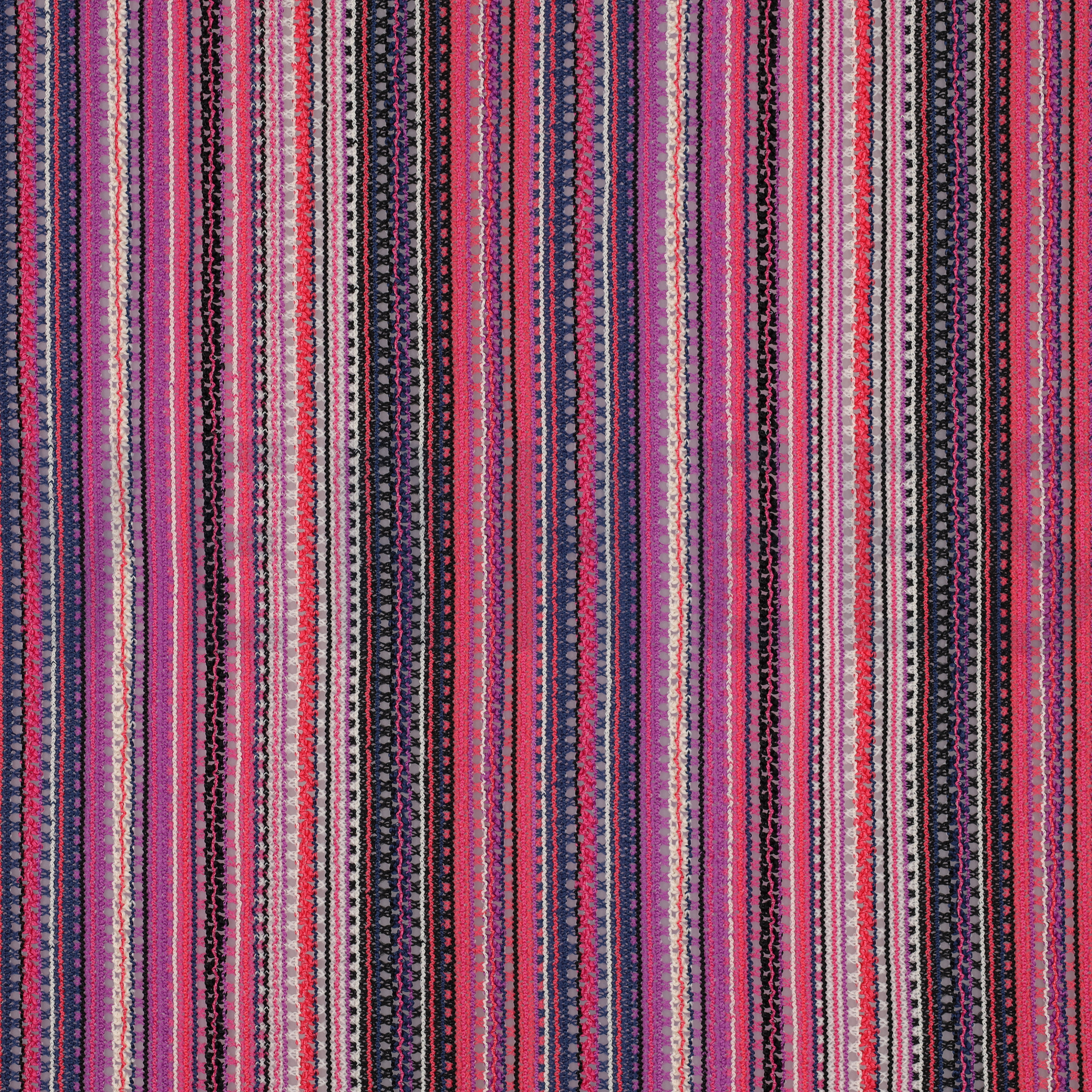 CROCHET FUCHSIA (high resolution)