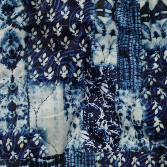 GEWATTEERD VELVET DIGITAAL PATCHWORK MARINEBLAUW #7