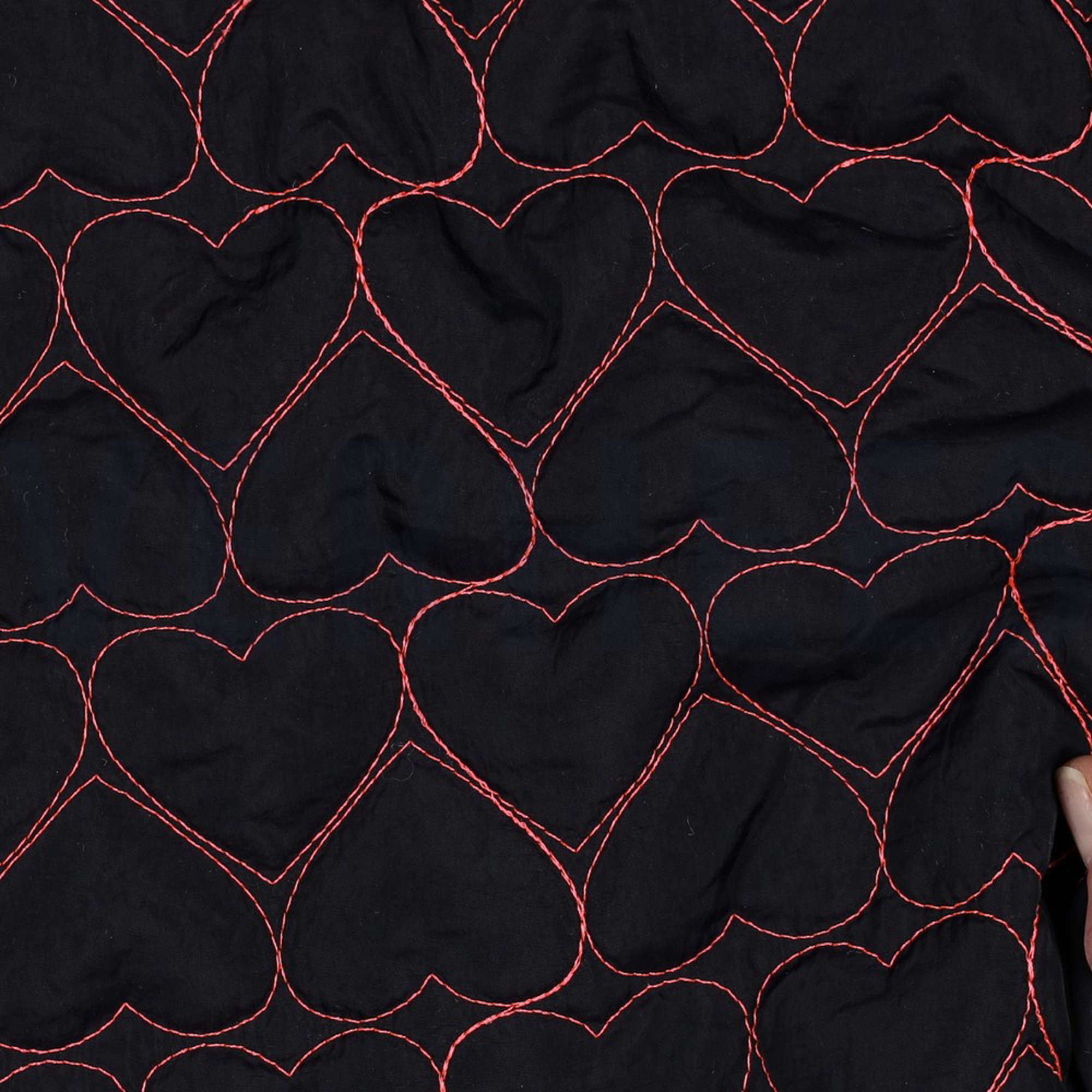 STEPPED EMBROIDERY NEON HEARTS NAVY/PINK NEON (high resolution) #2