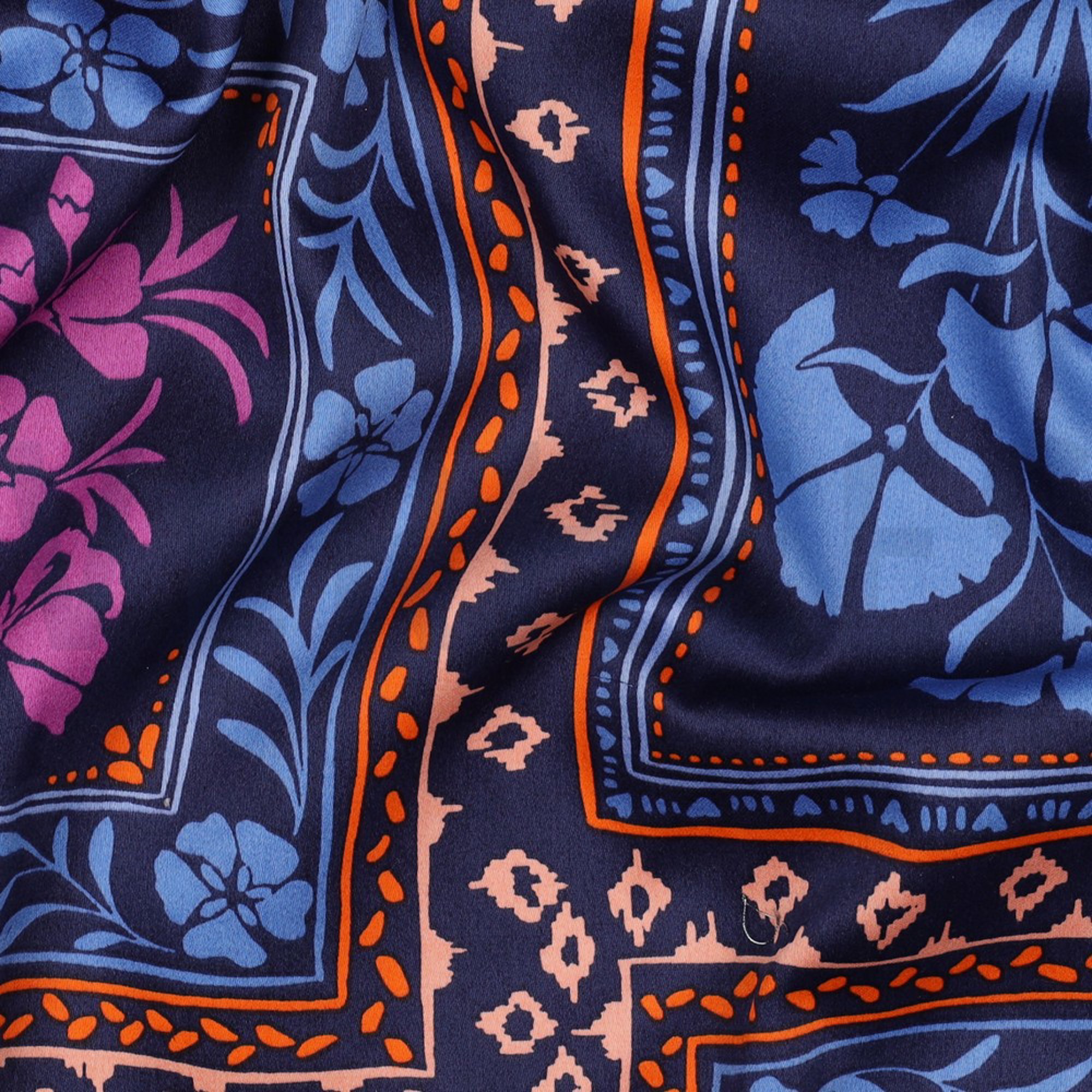 COTTON SATIN PATCHWORK FLOWERS NAVY (high resolution) #2