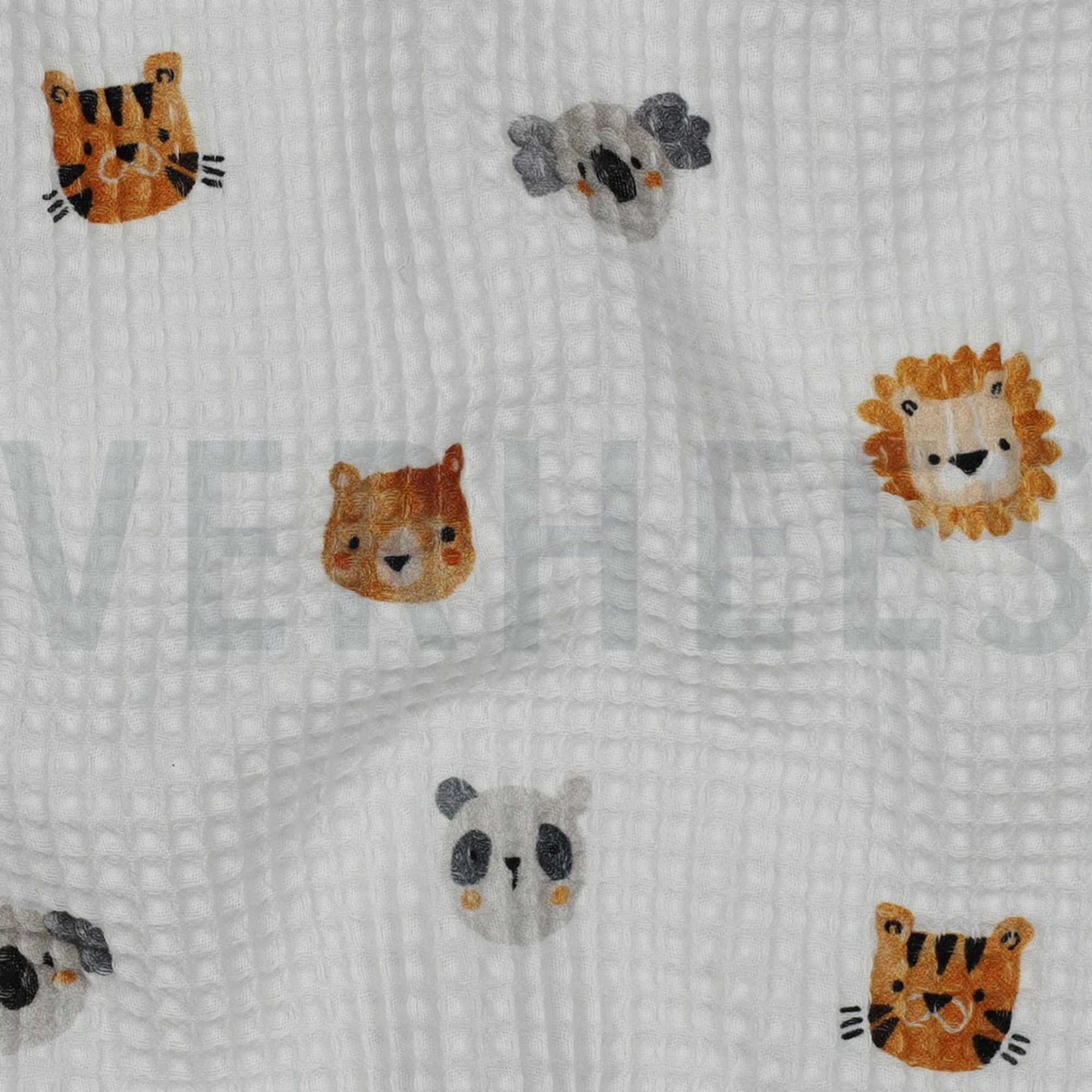 COTTON WAFFLE DIGITAL ANIMALS WHITE (high resolution) #2