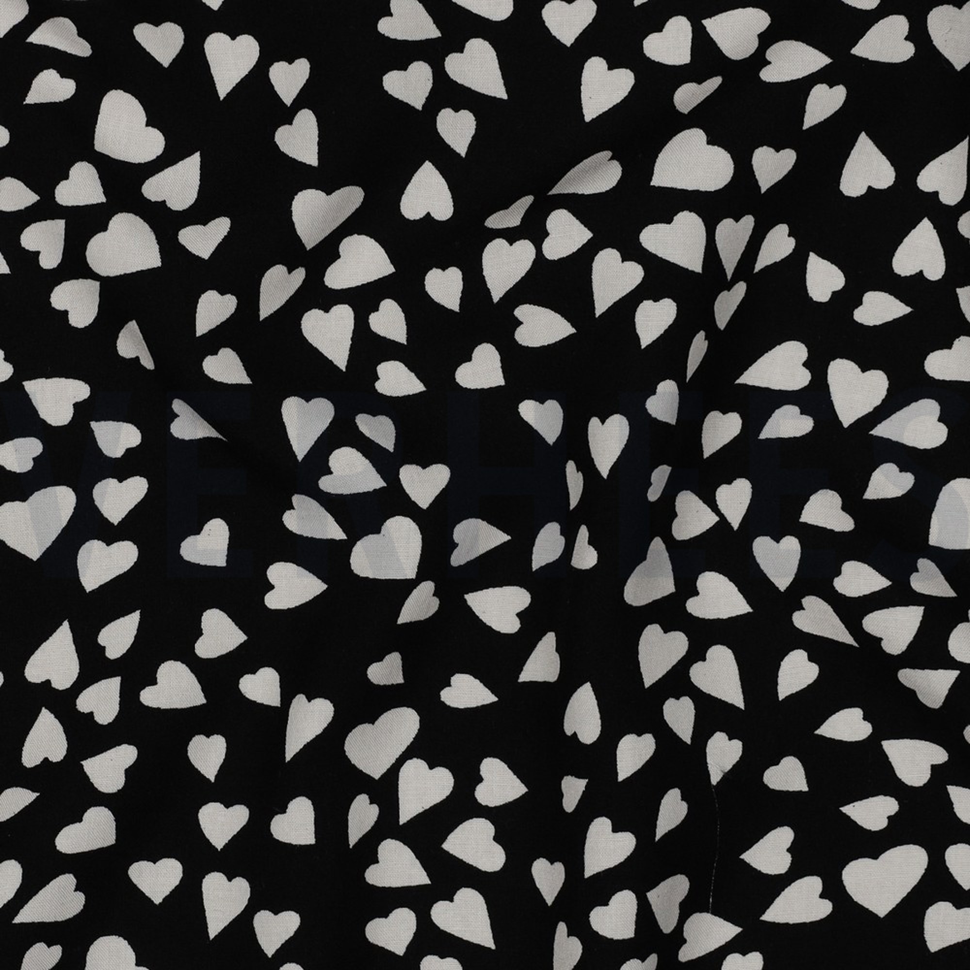 LENZING™ ECOVERO™ HEARTS BLACK (high resolution) #2