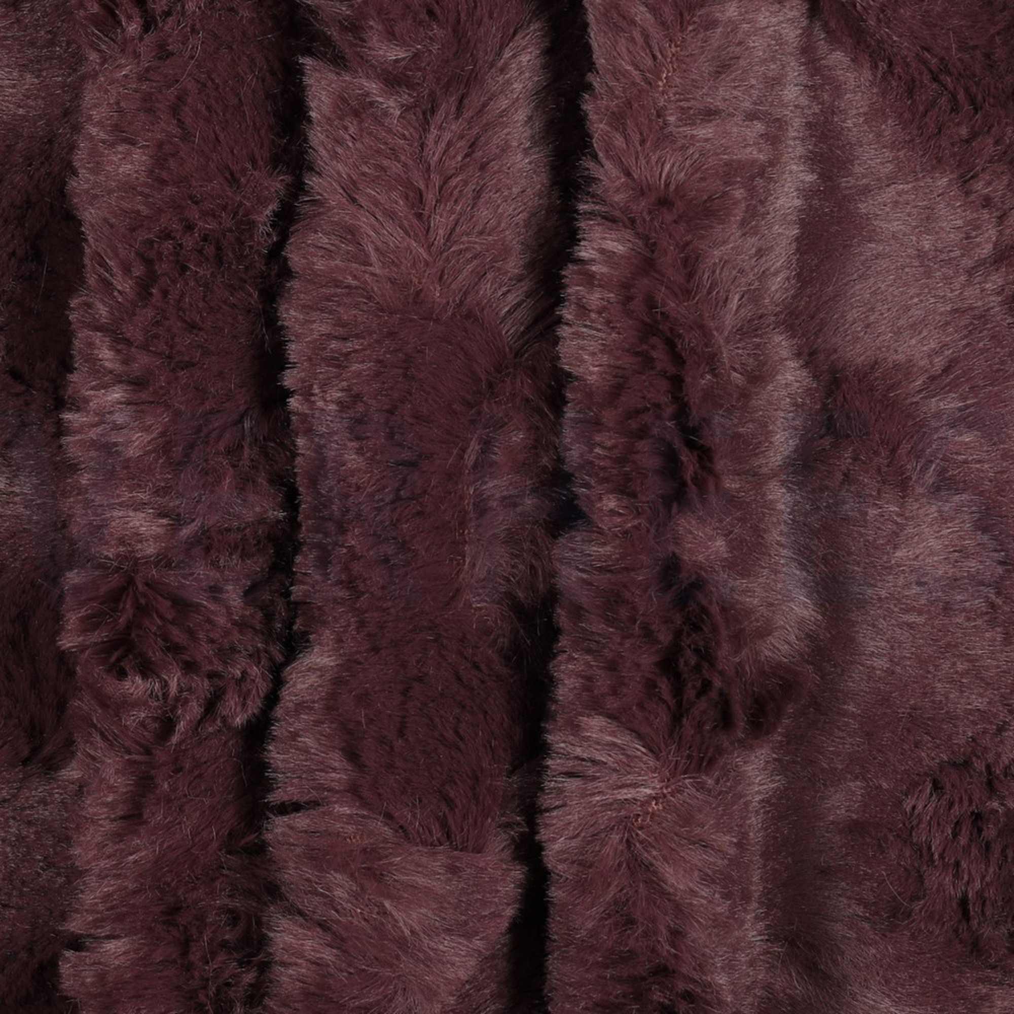FAUX FUR AUBERGINE (high resolution) #3