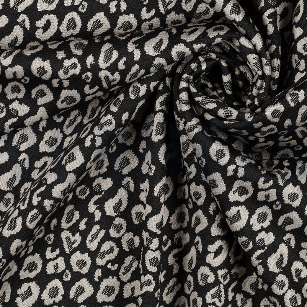 KNITTED JACQUARD ANIMAL SKIN BLACK #3