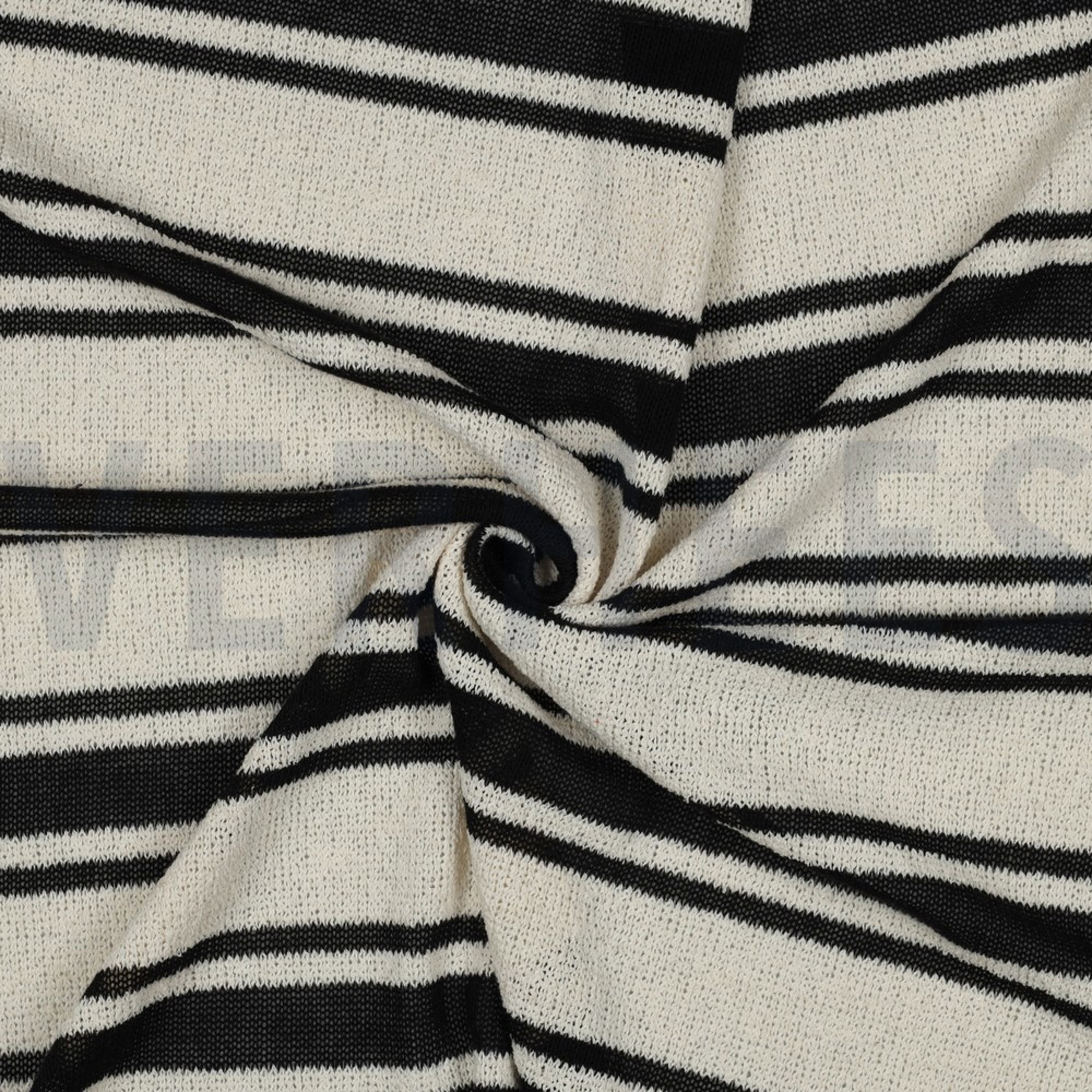 KNITTED JACQUARD BLACK (high resolution) #3
