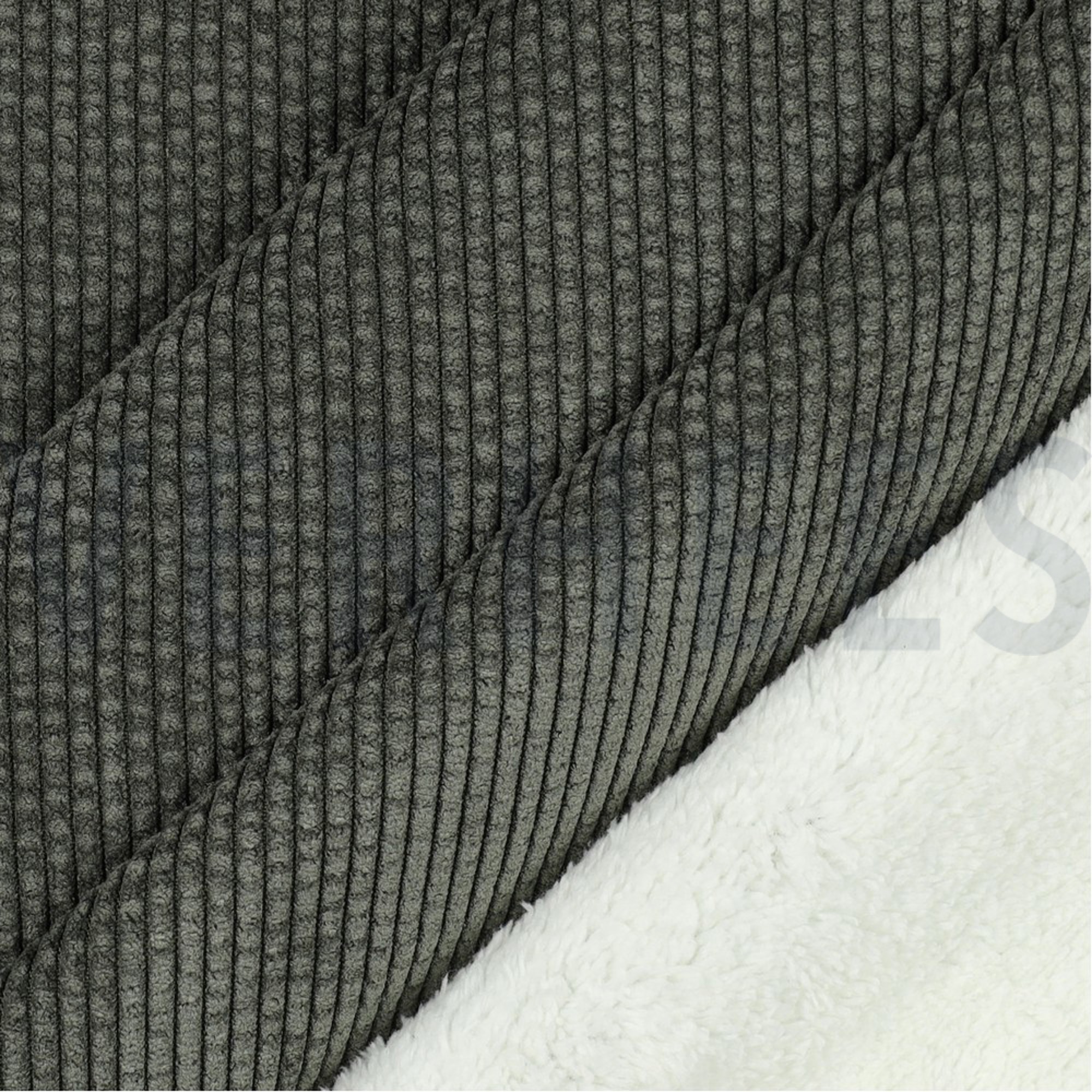 FAUX FUR CORDUROY MOSS GREEN (high resolution) #3