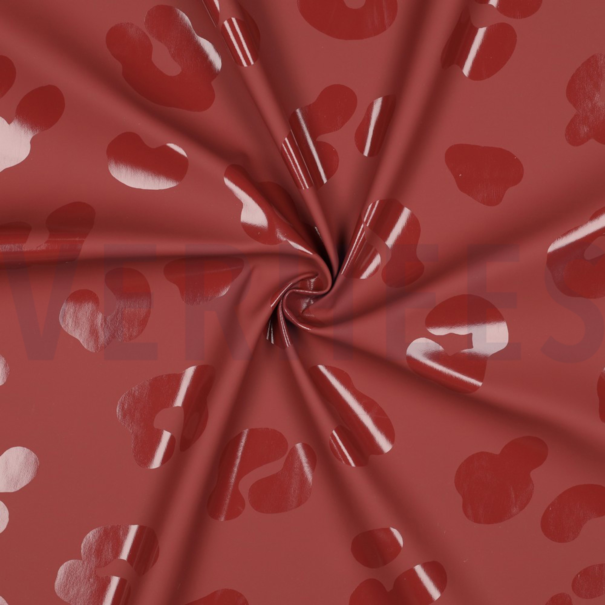 RAINCOAT ANIMAL SKIN BORDEAUX (high resolution) #3
