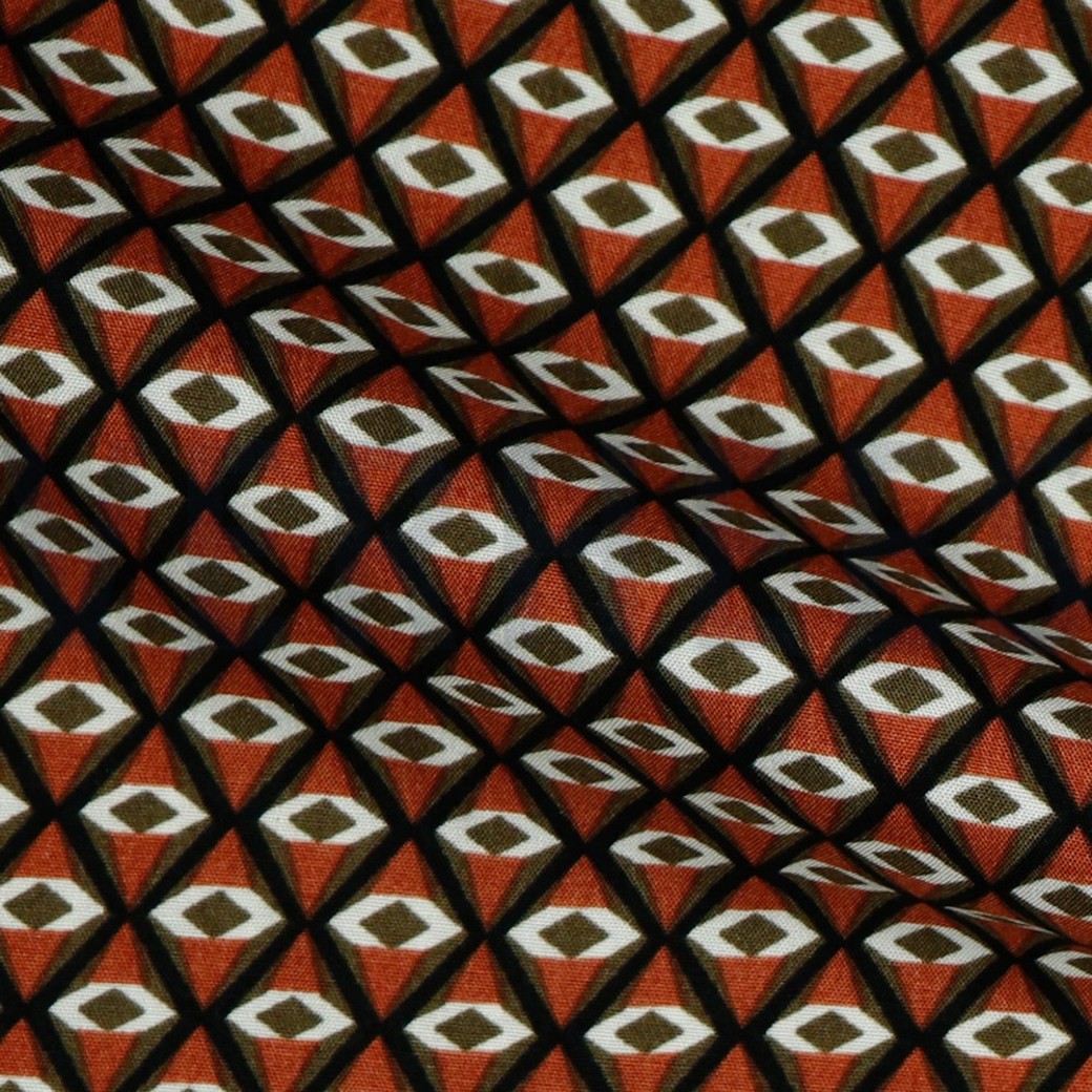 RADIANCE GEOMETRIC BRIQUE #3
