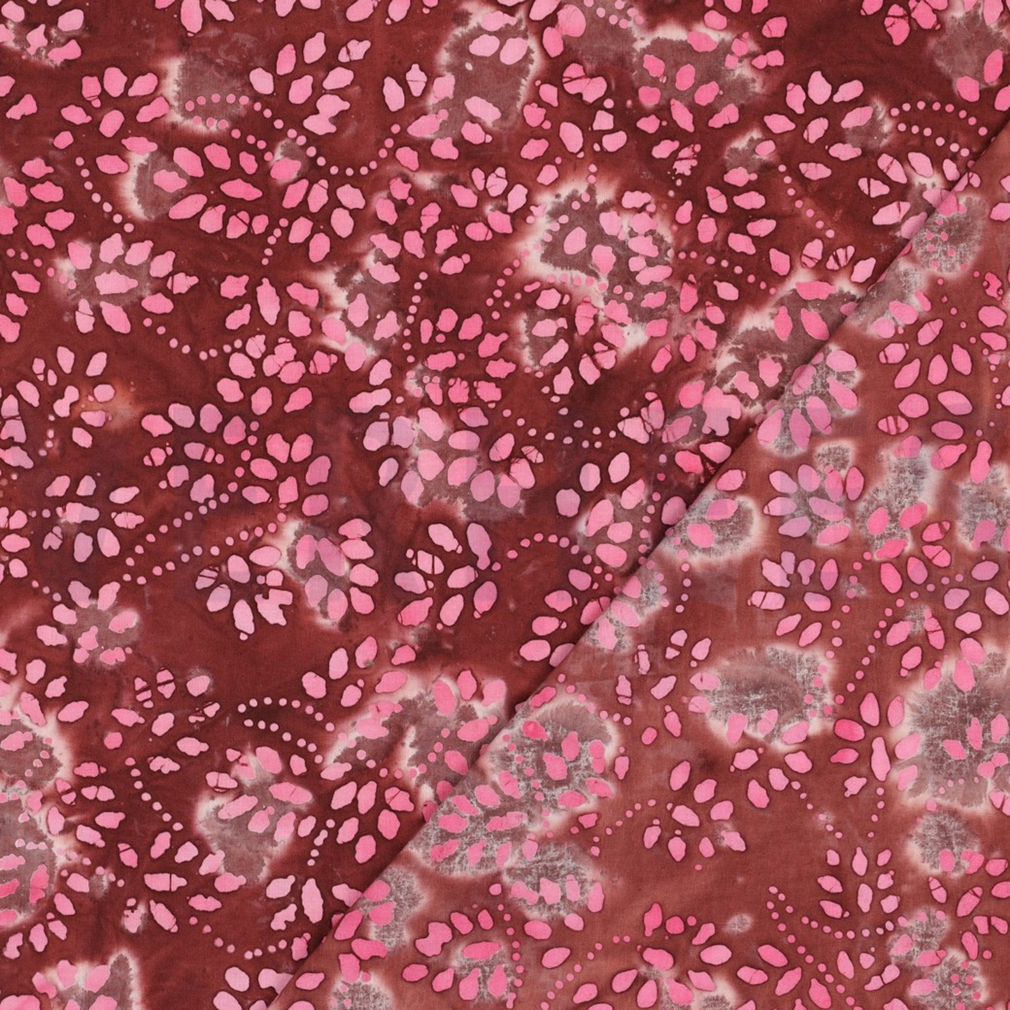 HANDCRAFTED BATIK COTTON RED (high resolution) #4