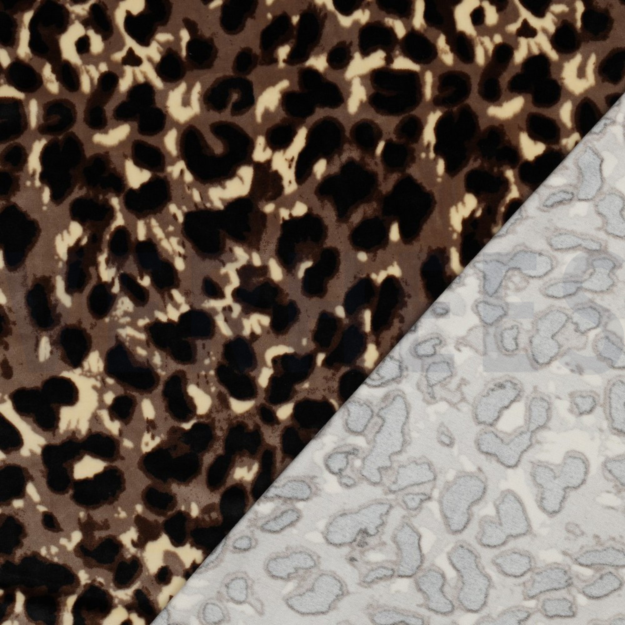 KNITTED SUPER SOFT ANIMAL BROWN (high resolution) #4
