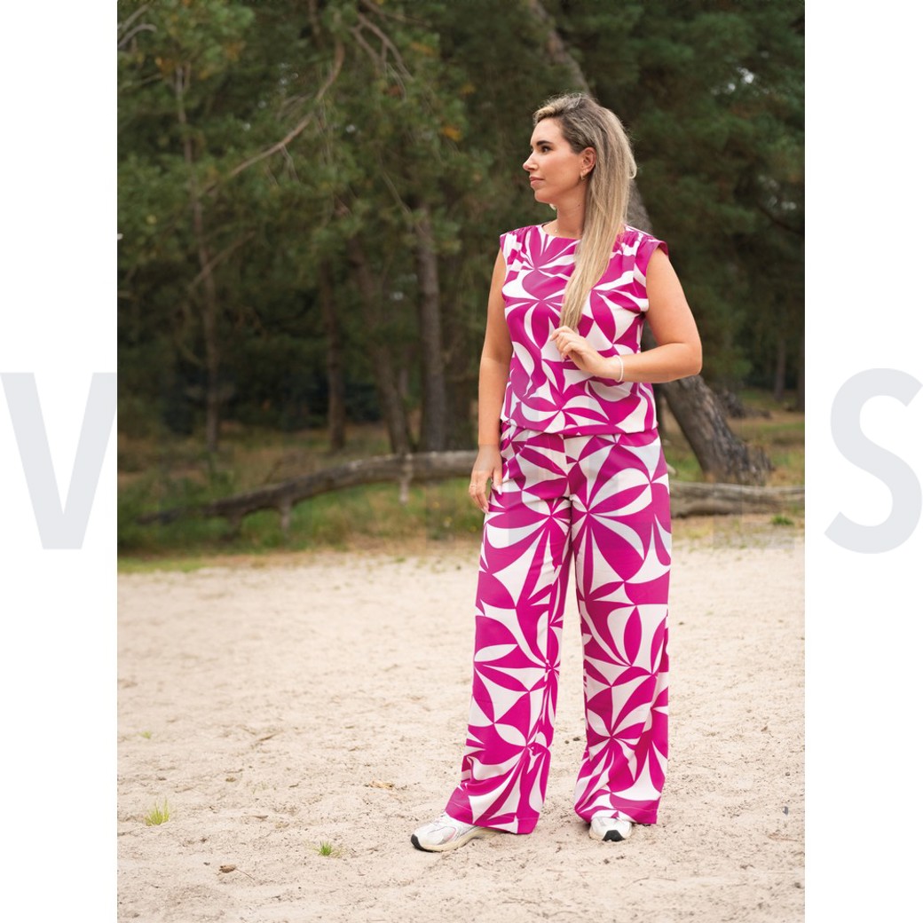 MAGNOLIA STRETCH GEOMETRIC FUCHSIA #5