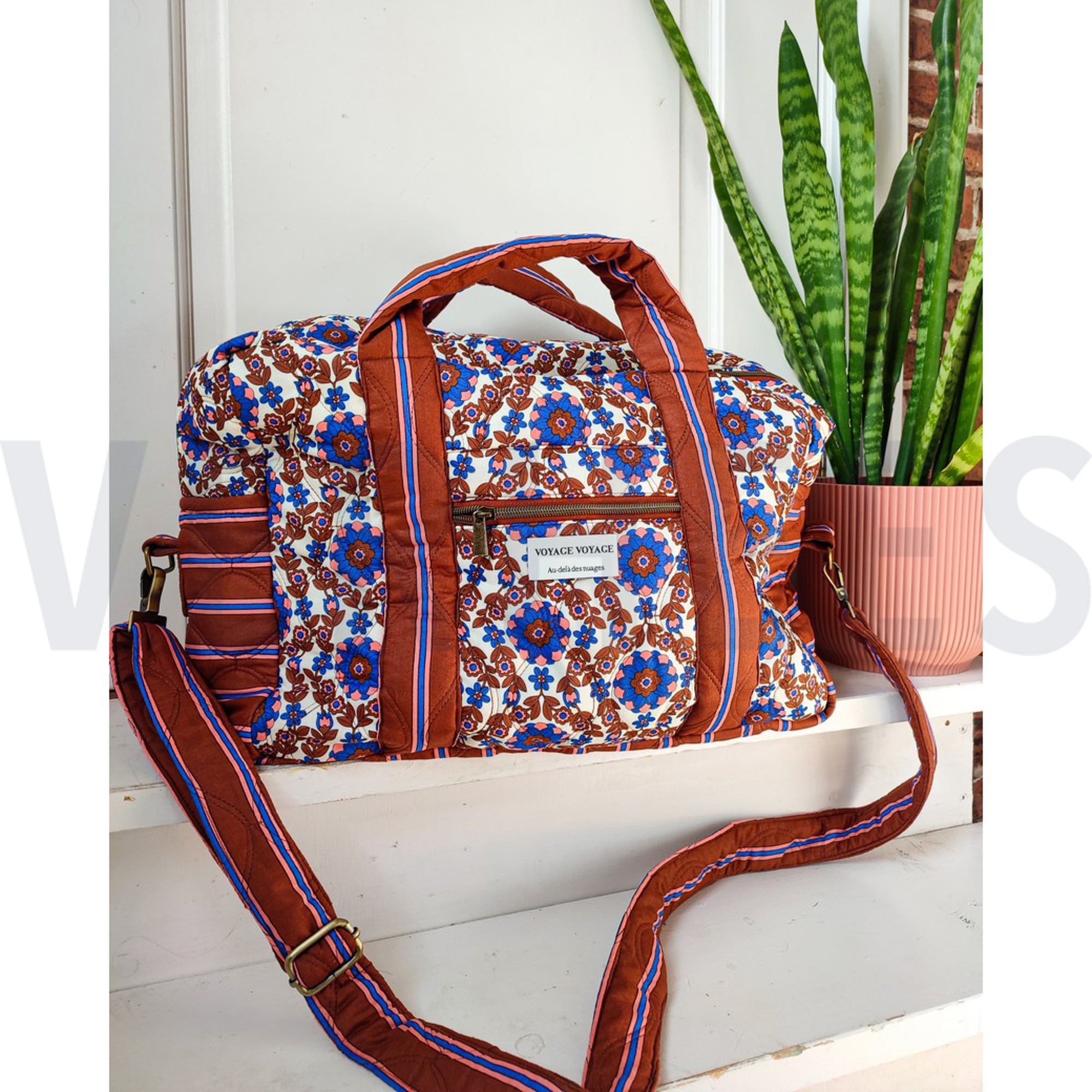 COTTON VOILE STEPPED FLOWERS CARAMEL/ COBALT (high resolution) #5