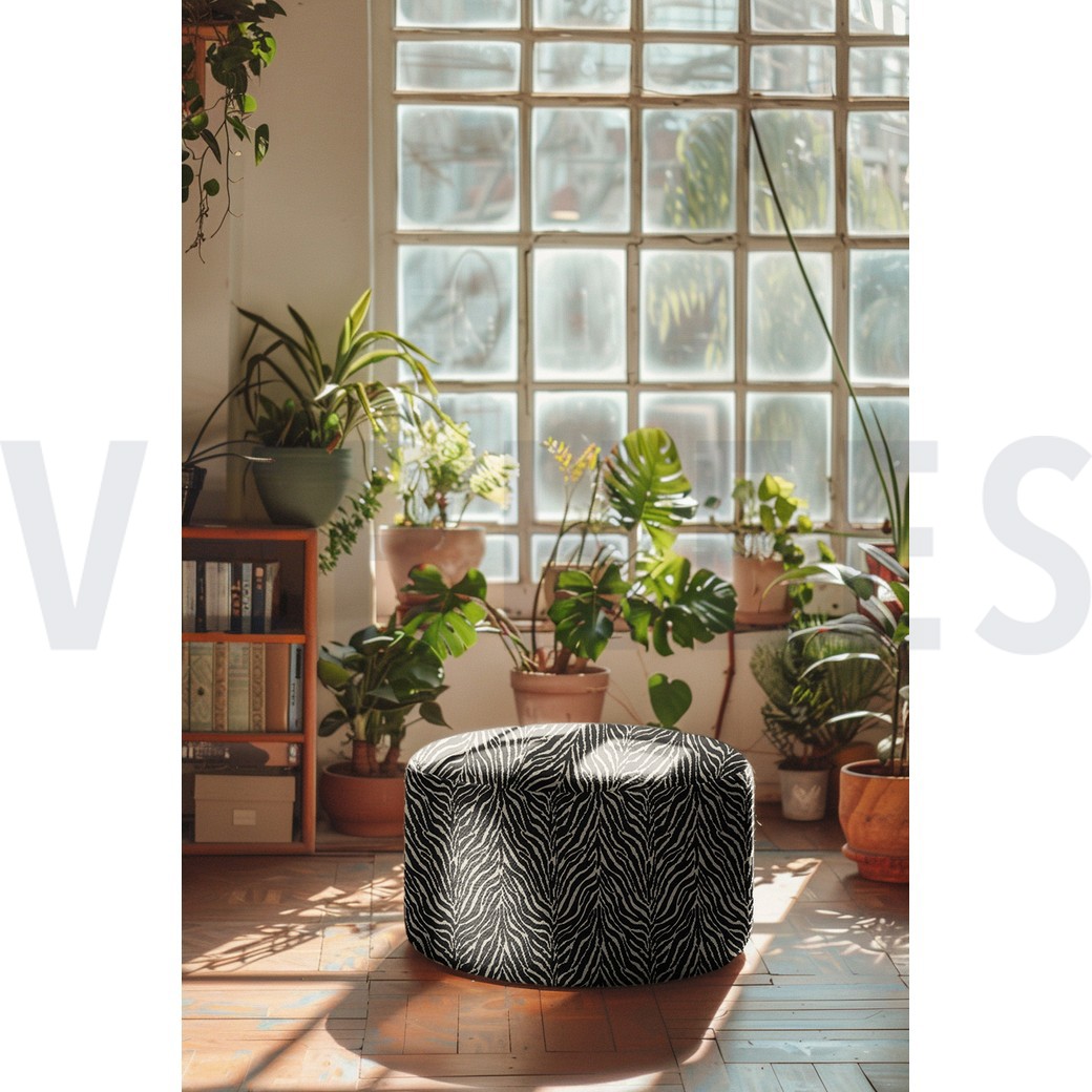 GOBELIN ANIMAL SKIN BLACK / WHITE #6