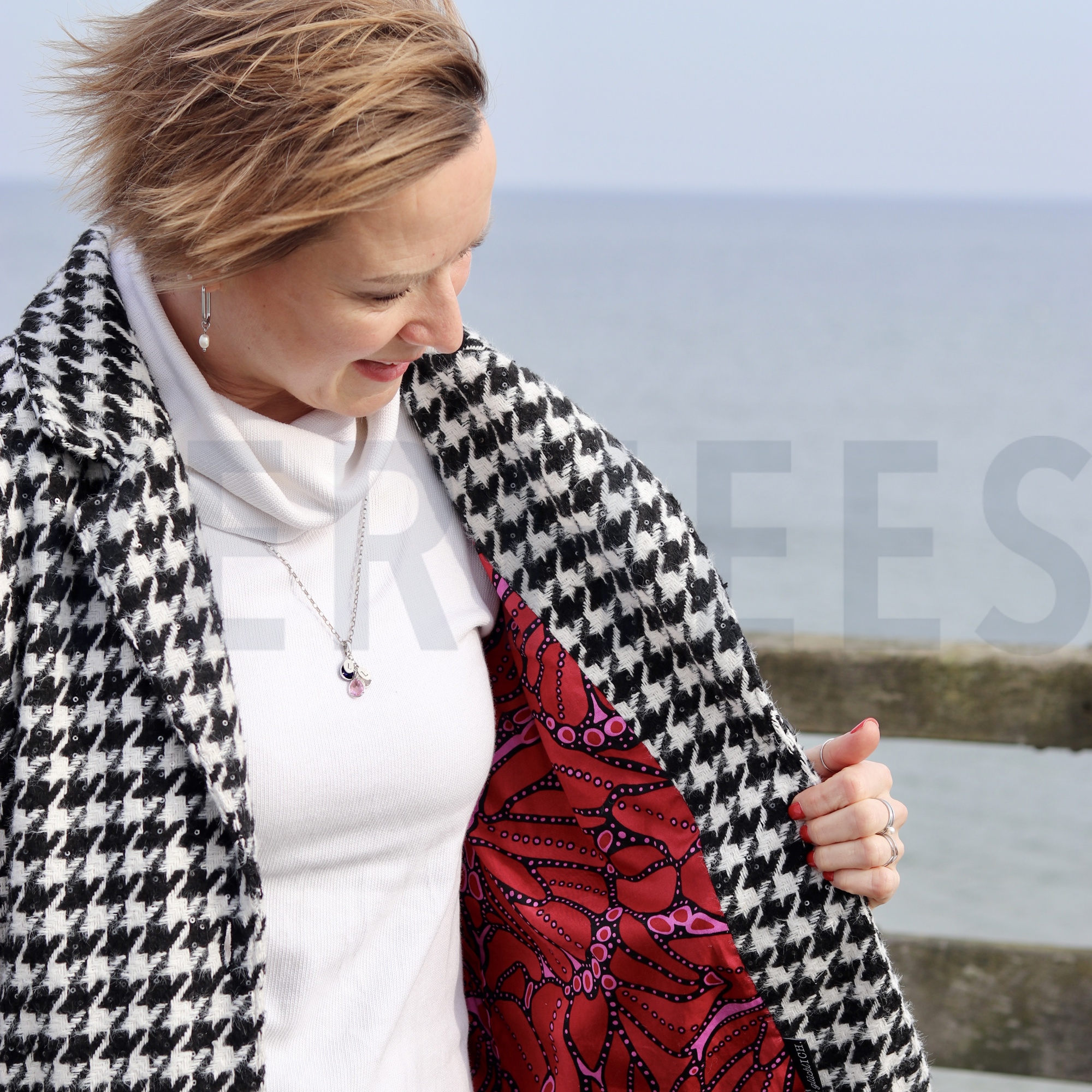 COTTON SATIN ABSTRACT DARK RED (high resolution) #6