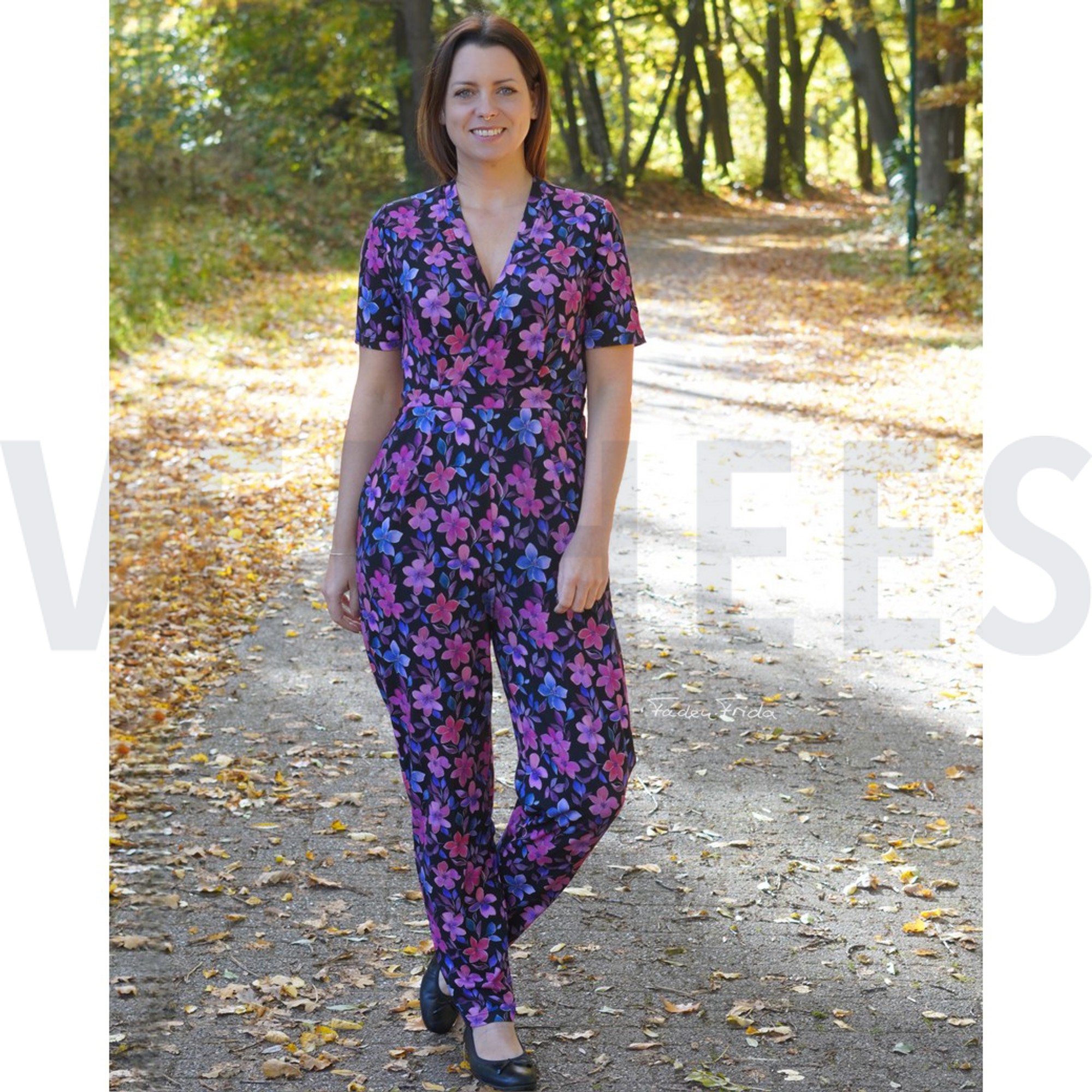 PUNTA DI ROMA DIGITAL FLOWERS BLACK (high resolution) #6