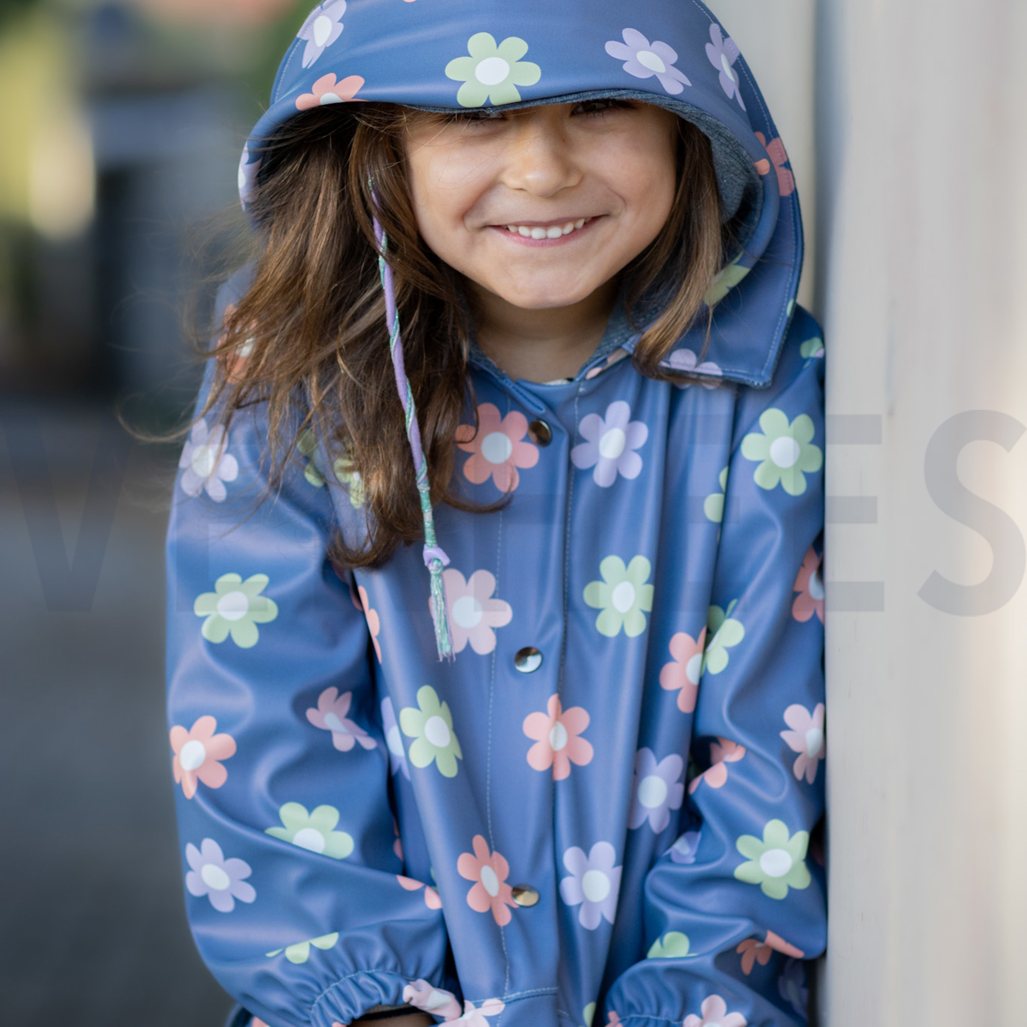 RAINCOAT FLOWERS JEANS (high resolution) #6