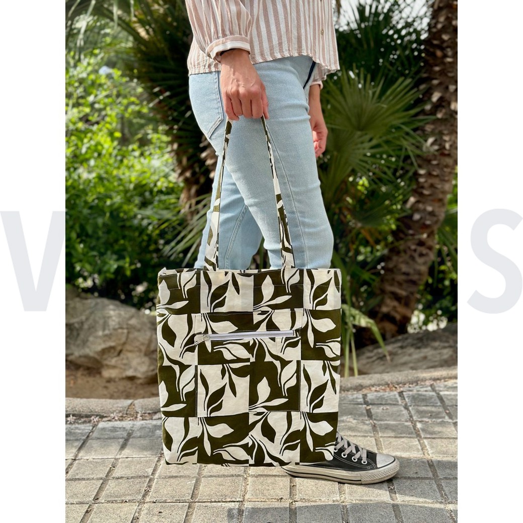 CANVAS ABSTRACT LEAVES FOREST GREEN #6