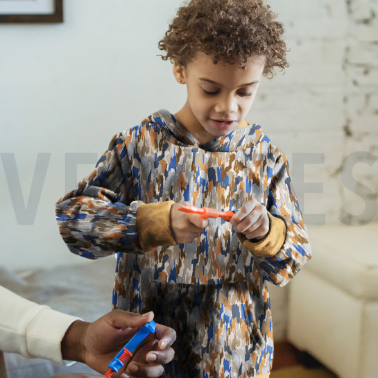 SOFT SWEAT ABSTRACT MALEREI ARMEEGRÜN #7