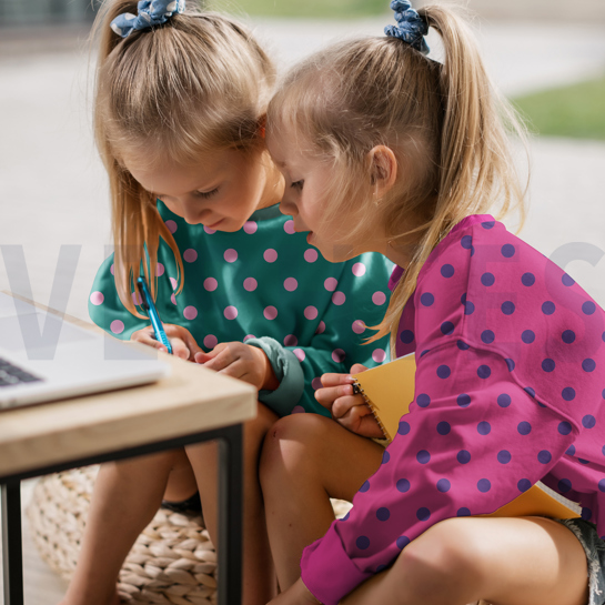 FRENCH TERRY BIG DOTS FUCHSIA #7