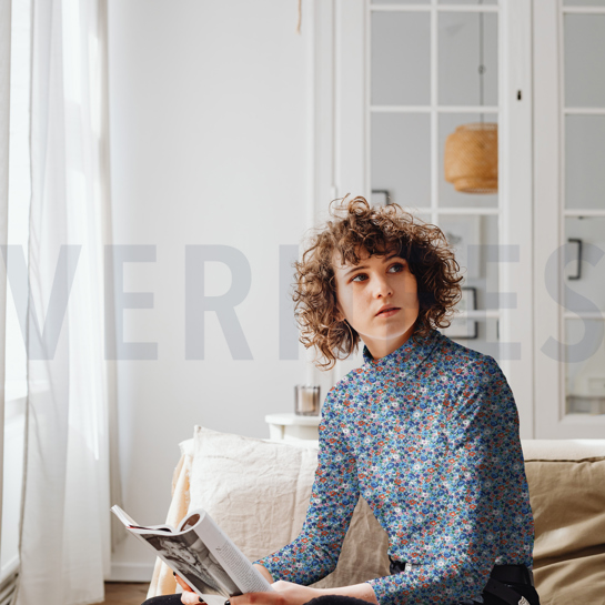 MAGNOLIA STRETCH BLOEMEN KONINGSBLAUW #7