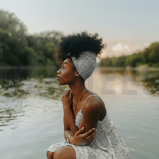 VISKOSE RADIANCE DIGITAL BLÄTTER GRÜN / GOLD #7