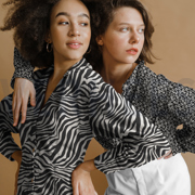 KNITTED JACQUARD ANIMAL SKIN BLACK (thumbnail) #7