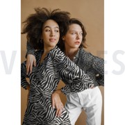 KNITTED JACQUARD ANIMAL SKIN BLACK (thumbnail) #7