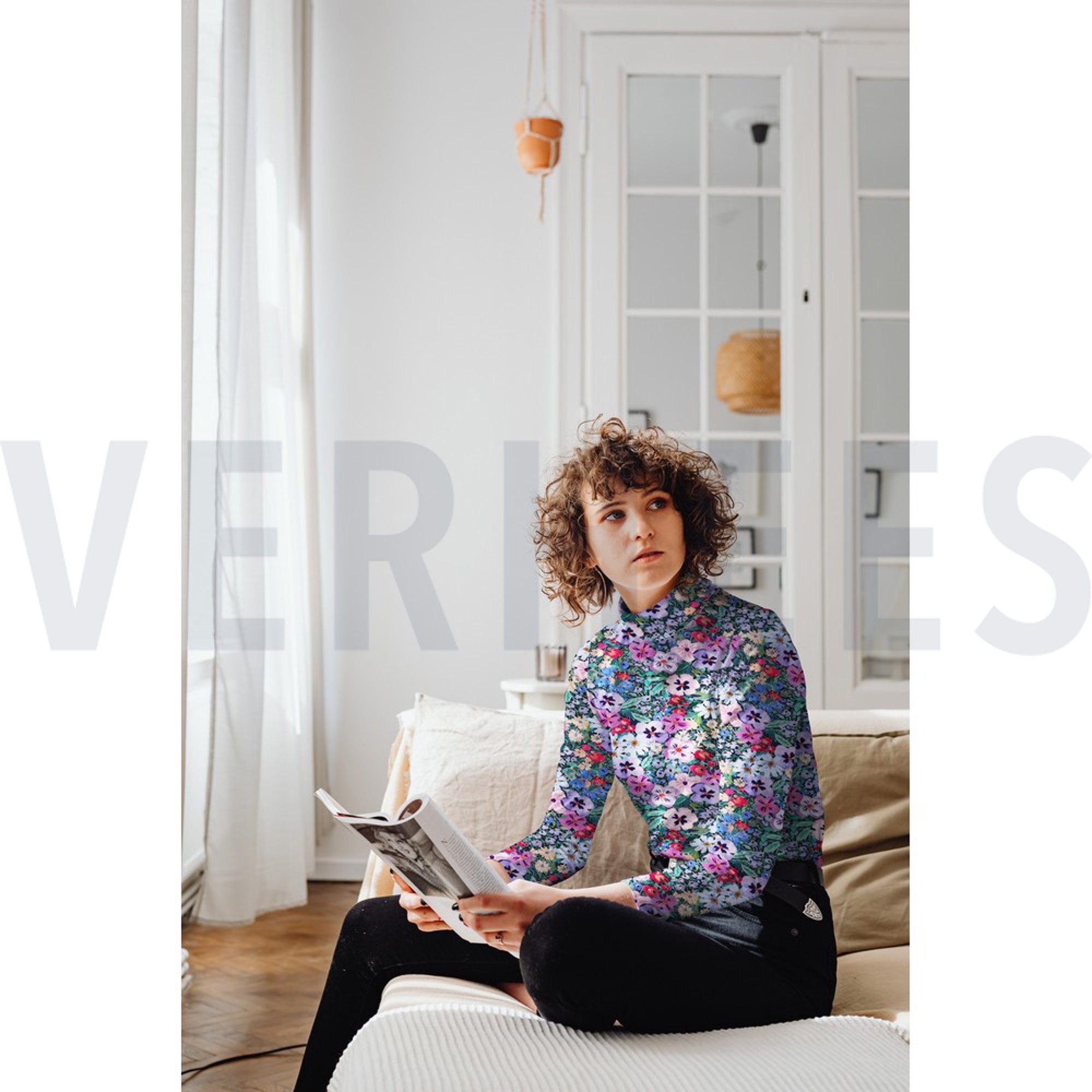 VISCOSE JERSEY DIGITAL FLOWERS NAVY (high resolution) #7