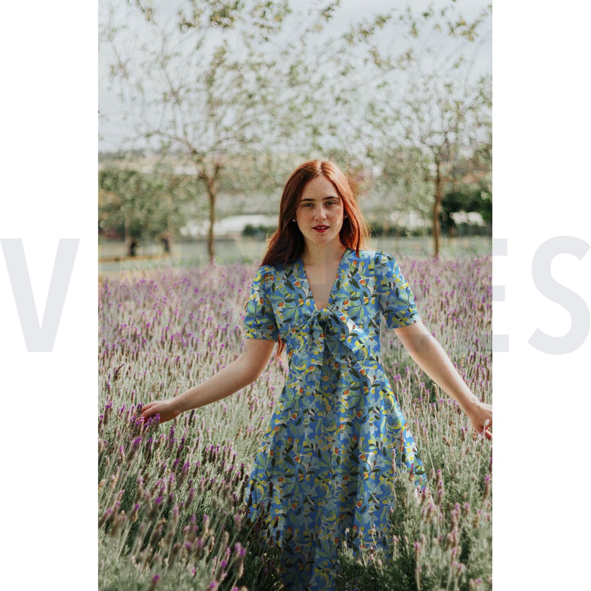 LINEN VISCOSE CRÊPE DIGITAL FLOWERS COBALT (high resolution) #7