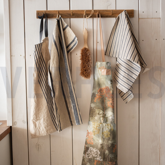 CANVAS DIGITAL FLOWERS LIGHT MOSS GREEN #7