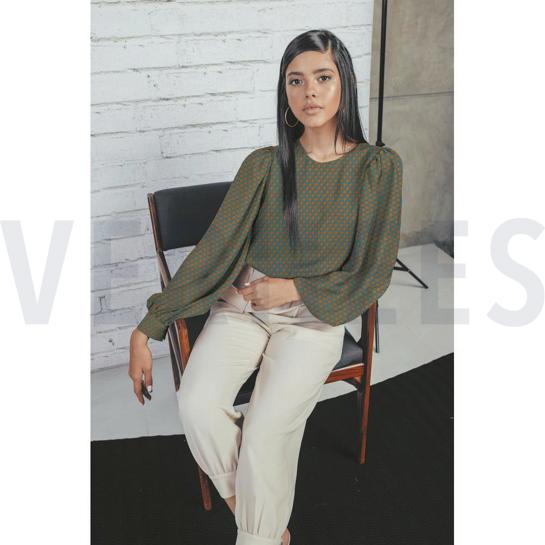 KATOEN SATIJN STRETCH VIERKANTEN BABYBLAUW #7